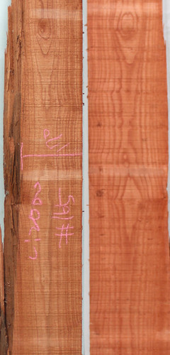 참죽나무165(두께32~36T x 폭202(평균) x 길이2000)